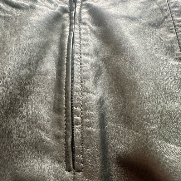 Siena Studio Black Leather Midi Skirt Size 8 - Picture 8 of 8